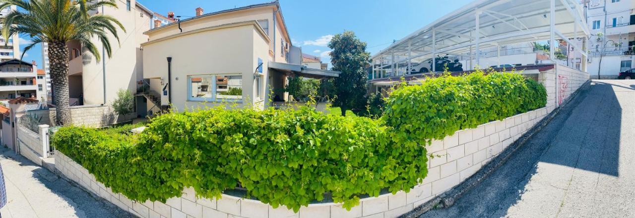 Santa Lucia Apartment Split Bagian luar foto